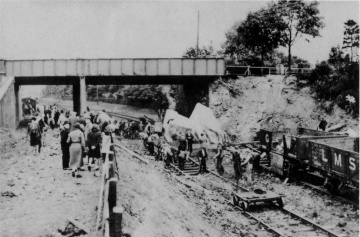 Woodlands Ravine Bridge 1941