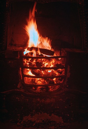 5.091a Roaring Fire at St. Briavels Castle, Lydney