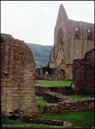 77.05-A19 Tintern Abbey
