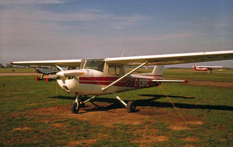 Cessna 150 G-CSFC_1000w.jpg