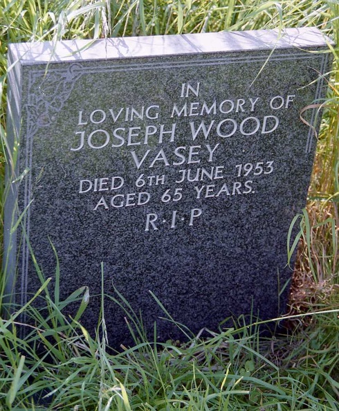 Scarb-June97-34 Ebberston - Joseph Wood Vasey grave_1000h.jpg