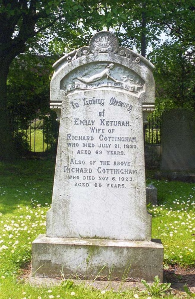 Koda_96a-023 Cottingham, Emily & Richard grave Scarborough [May 96]_1000h.jpg