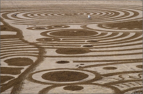 Scarborough Seafest 2017 Beach Art closeup 2 'Circles in the Sand'
