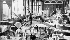 Grand Hotel Restaurant 1914 bombardment damage