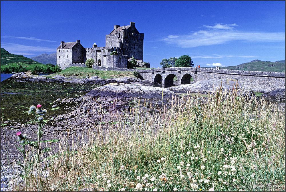 77.07-E03 Eilean Donan Castle